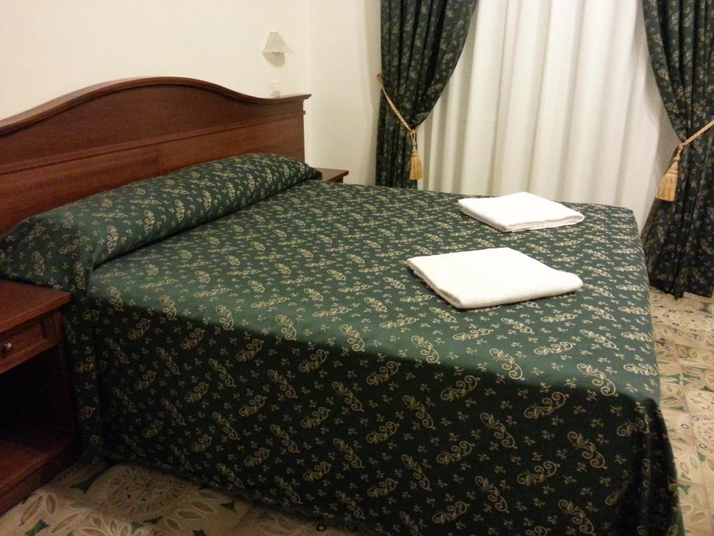 Guesthouse Alex II Rome Ruang foto